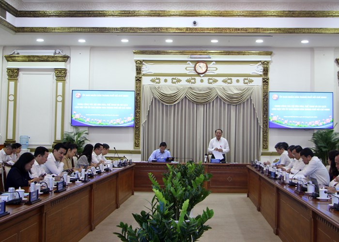 Bộ trưởng Nguyễn Văn Hùng: TP.HCM đã kết hợp nhuần nhuyễn giữa kinh tế và văn hóa - Anh 1