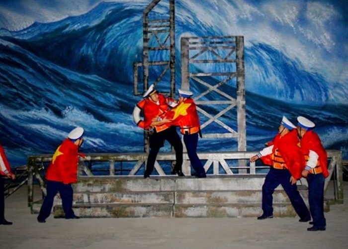 Nhà hát Chèo Quân đội biểu diễn phục vụ cán bộ, chiến sĩ và nhân dân Nghệ An - Anh 2
