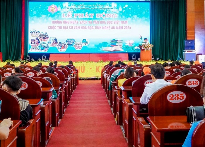 Nghệ An phát động hưởng ứng ngày Sách và Văn hóa đọc Việt Nam năm 2024 - Anh 3