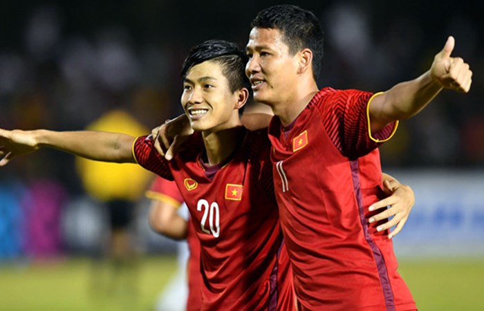 Philippines- Việt​​​​​​​ Nam: 1-2: Khó cản bước! - Anh 1