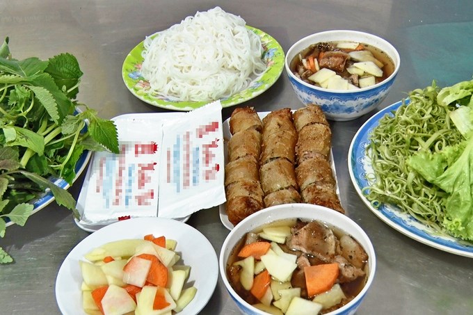 Những quán ăn đậm vị miền Bắc giữa lòng Sài Gòn - Anh 1