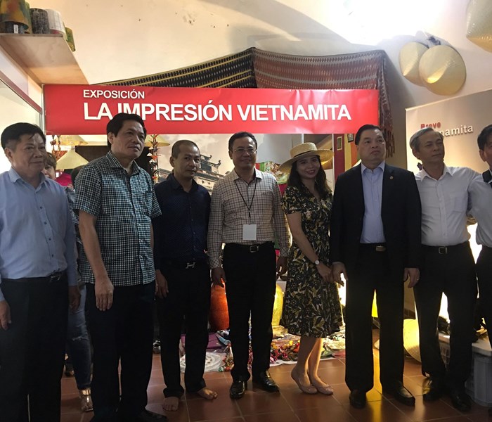 Triển lãm Ấn tượng Việt Nam tại Hội chợ Thủ công mỹ nghệ quốc tế Cuba - FIART 2018 - Anh 2