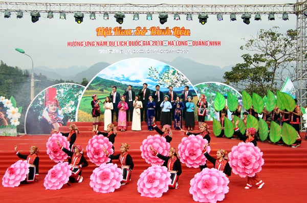 Quảng Ninh: Khai Hội hoa Sở Bình Liêu - Anh 1