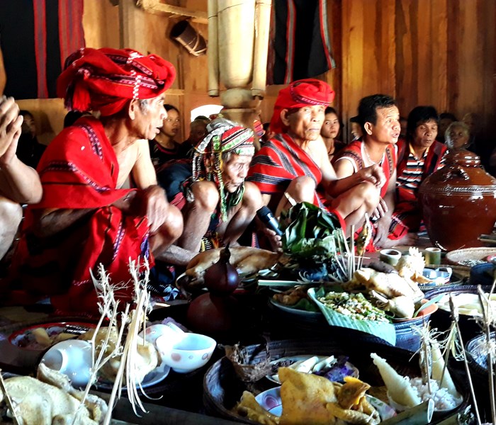 Bảo tồn lễ hội Aza Koonh truyền thống của vùng cao A Lưới (TT- Huế): “Theo nếp sống mới, chúng tôi không đâm trâu nữa…” - Anh 3