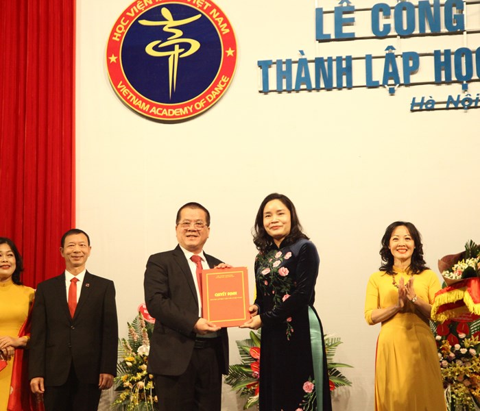 Công bố quyết định thành lập Học viện Múa Việt Nam - Anh 1