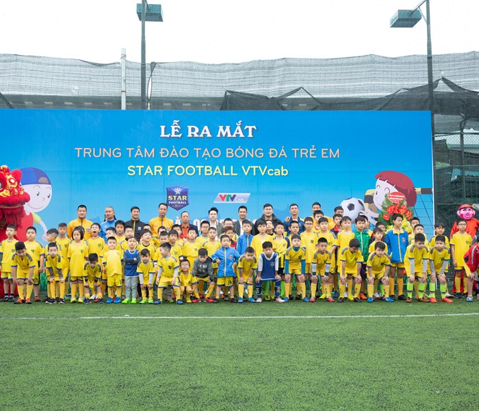 Danh thủ Vũ Như Thành và ước mơ đào tạo tài năng trẻ cho bóng đá VN - Anh 1