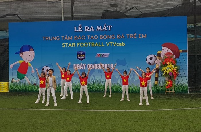 Danh thủ Vũ Như Thành và ước mơ đào tạo tài năng trẻ cho bóng đá VN - Anh 3