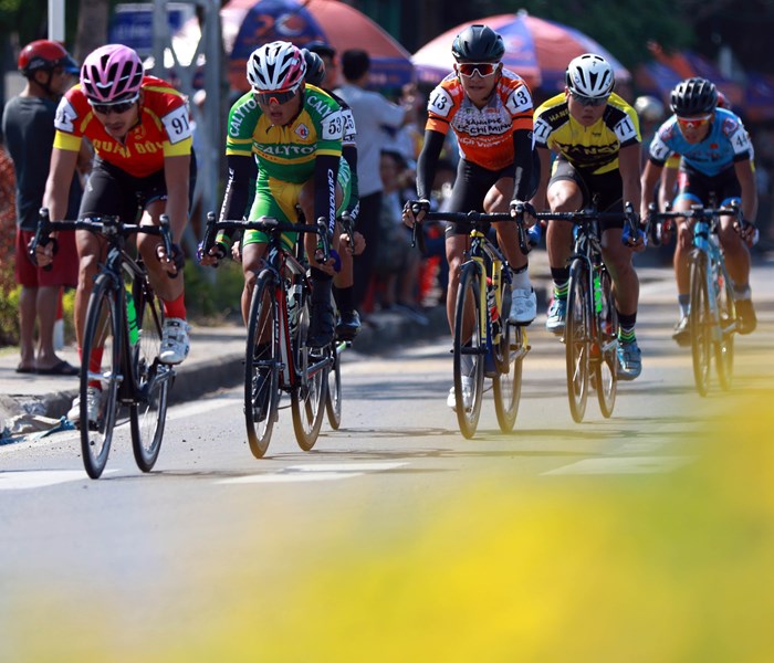 Chặng 15 giải xe đạp Cúp Truyền hình TP.HCM: Nguyễn Thành Tâm đáng chiếm áo vàng ngoạn mục - Anh 4