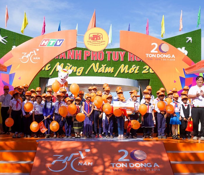 Chặng 15 giải xe đạp Cúp Truyền hình TP.HCM: Nguyễn Thành Tâm đáng chiếm áo vàng ngoạn mục - Anh 1