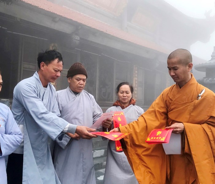 Mừng lễ Phật đản 2018, Sun World Fansipan Legend tặng vé cáp treo tới quý Tăng Ni cả nước - Anh 7