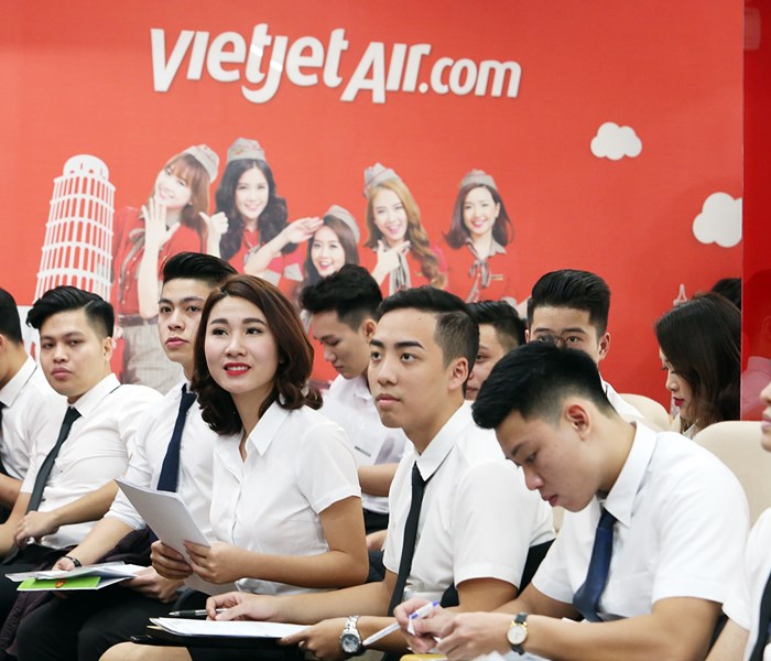 Vietjet tổ chức hai đợt tuyển tiếp viên lớn tại Hà Nội và TPHCM trong tháng 6 - Anh 2