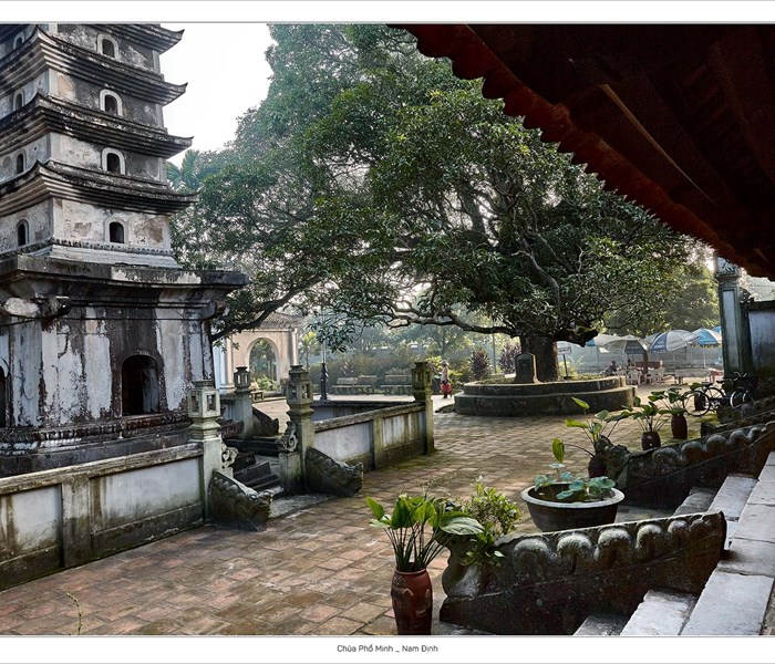 Nhiếp ảnh gia Pháp “mê” chụp đền chùa Việt Nam - Anh 1