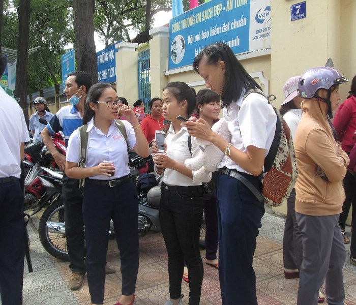 Khánh Hòa: Có 3.385 học sinh lớp 10 không có lớp học - Anh 1