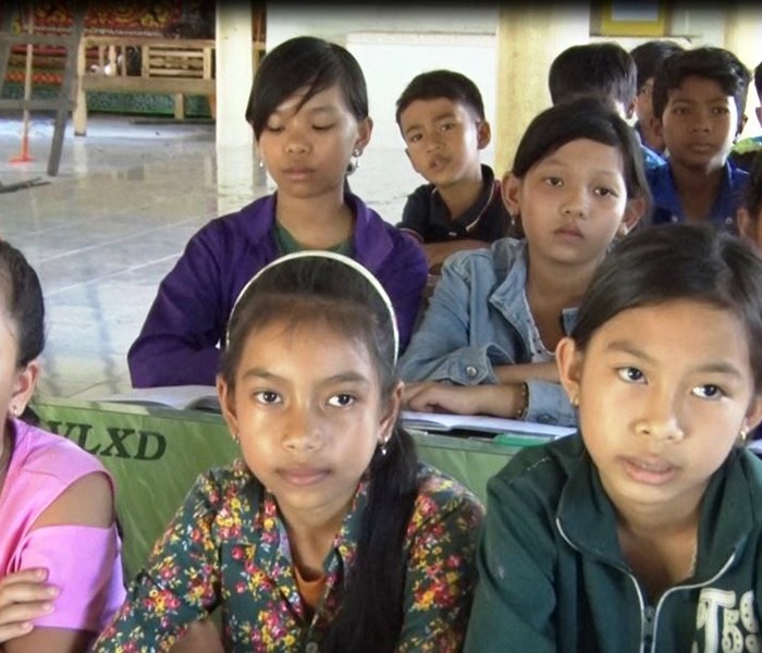 Học chữ Khmer ở vùng biên giới Giang Thành - Anh 2