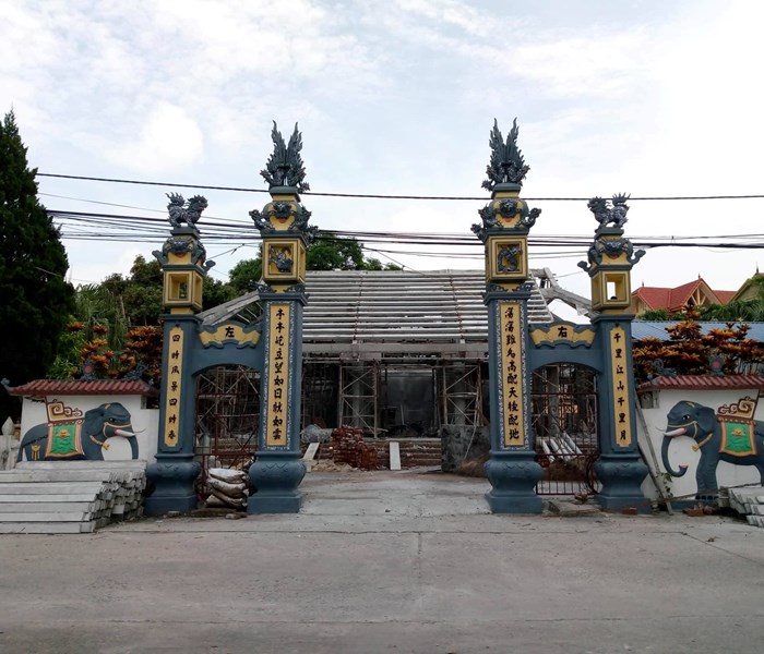 Ngôi đình cổ 300 năm bị 