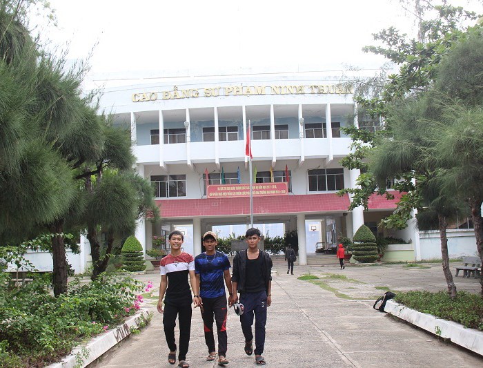 Trường Cao đẳng Sư phạm Ninh Thuận bị “bốc hơi” tiền tỉ - Anh 1