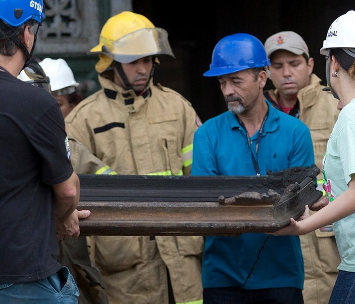 Cháy lớn tại Bảo tàng Quốc gia Brazil: Gần 20 triệu cổ vật bị phá hủy - Anh 1