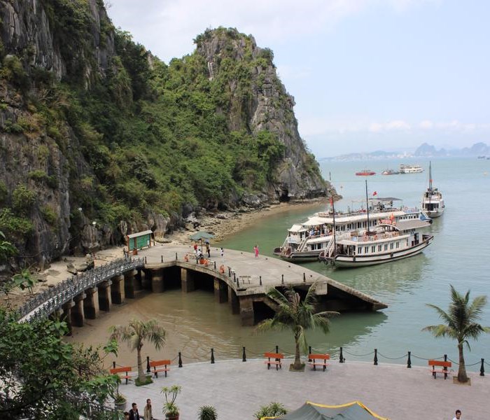 Quảng Ninh:​ Tăng trưởng xanh, phát triển du lịch khu vực Vịnh Hạ Long - Anh 1