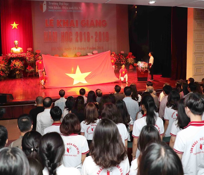 Trường Đại học Sân khấu Điện ảnh Hà Nội khai giảng năm học 2018 -2019 - Anh 3