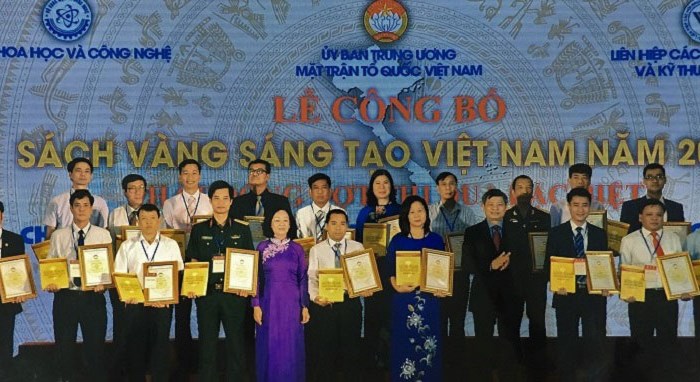 Công trình nghiên cứu của PC Khánh Hòa được vinh danh trong Sách vàng Sáng tạo Việt Nam năm 2018 - Anh 1