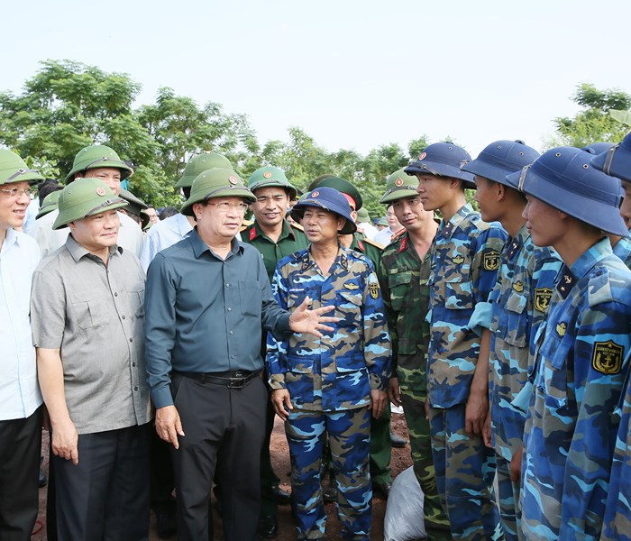 Phó Thủ tướng Trịnh Đình Dũng: Tuyệt đối không được chủ quan, lơ là phòng, chống bão số 6 - Anh 3