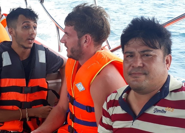Giải cứu du khách nước ngoài đi lạc 2 ngày ở bán đảo Sơn Trà - Anh 1