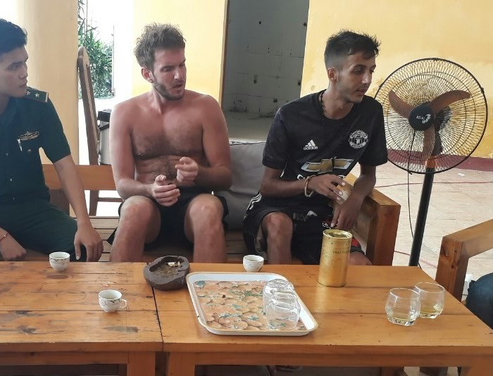 Giải cứu du khách nước ngoài đi lạc 2 ngày ở bán đảo Sơn Trà - Anh 2