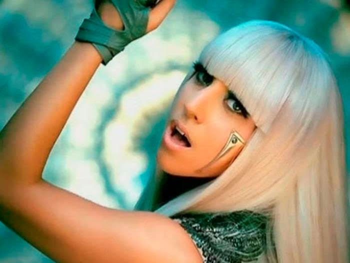 Vì sao Lady Gaga  khiến  làng âm nhạc 
