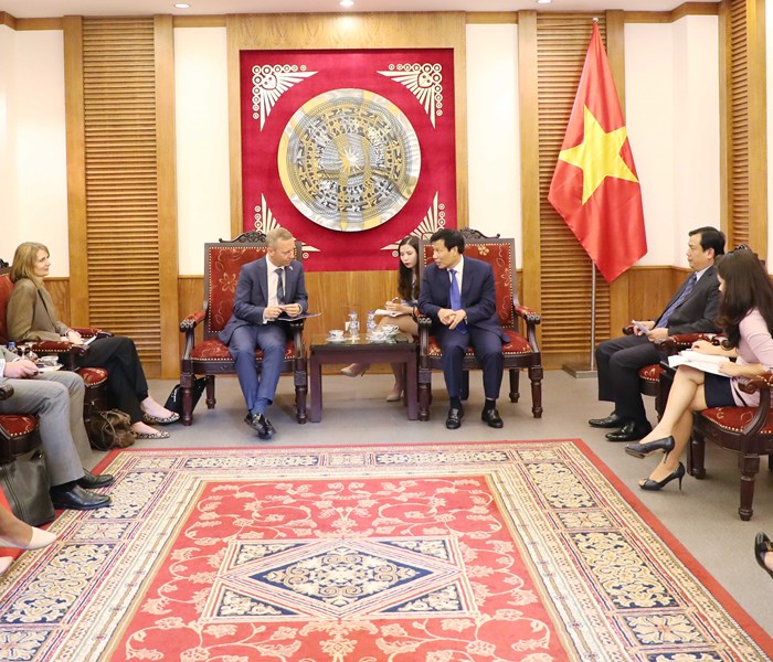 Bộ trưởng Nguyễn Ngọc Thiện: “Mong có nhiều dự án hợp tác văn hóa giữa Việt Nam- Vương quốc Anh” - Anh 1