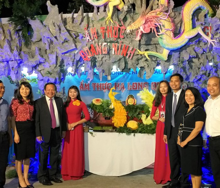 Khai mạc Liên hoan ẩm thực toàn quốc 2018 tại Hạ Long- Quảng Ninh - Anh 1