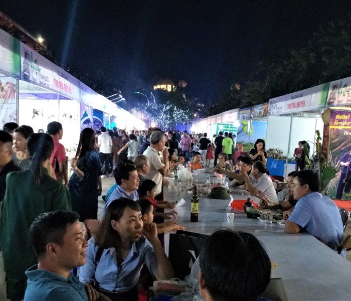 Khai mạc Liên hoan ẩm thực toàn quốc 2018 tại Hạ Long- Quảng Ninh - Anh 3