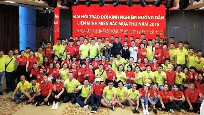 Móng Cái- Quảng Ninh: Công an vào cuộc vụ hàng trăm hướng dẫn viên  Việt Nam và Trung Quốc tổ chức “đại hội” trái phép - Anh 2