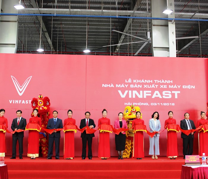 Hải Phòng: VinFast khánh thành nhà máy, ra mắt hai mẫu xe điện Klara - Anh 1