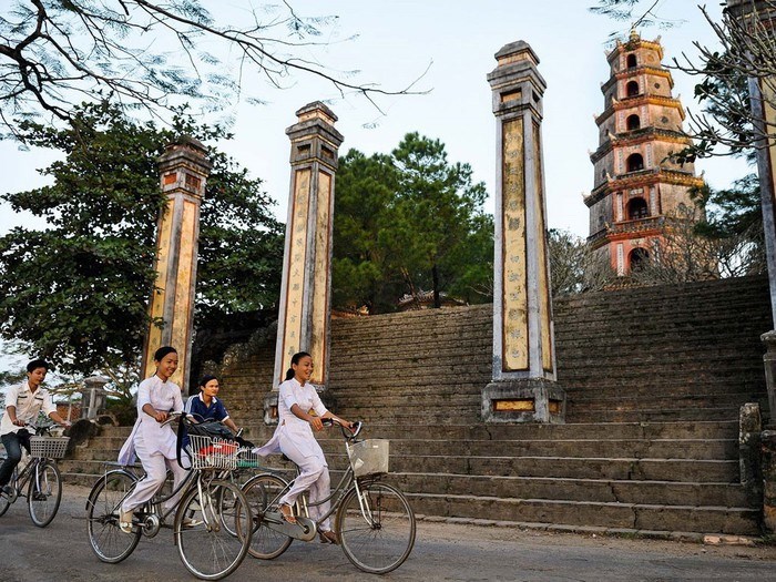Ảnh về chùa Việt của nhiếp ảnh gia người Pháp - Anh 1