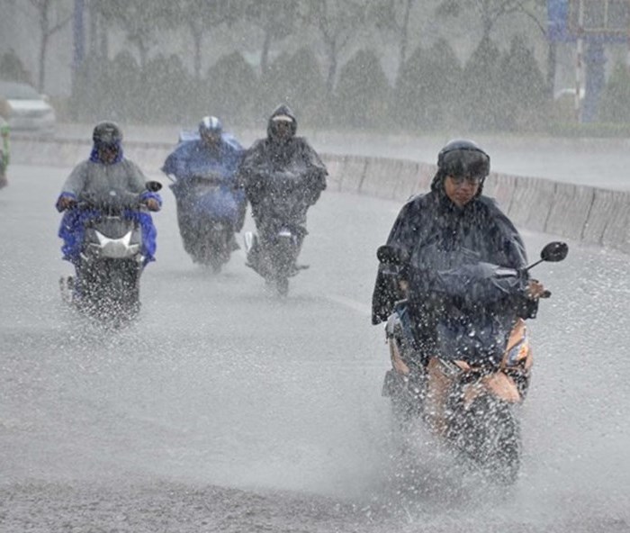 Dự báo thời tiết 28.11: Không khí lạnh tăng cường gây mưa to ở Trung Bộ, Hà Nội nắng hanh - Anh 1