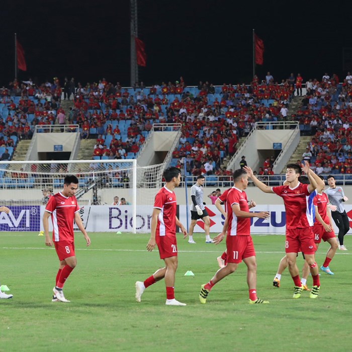 Thắng thuyết phục Philippines, tuyển Việt Nam vào chung kết AFF Cup - Anh 9