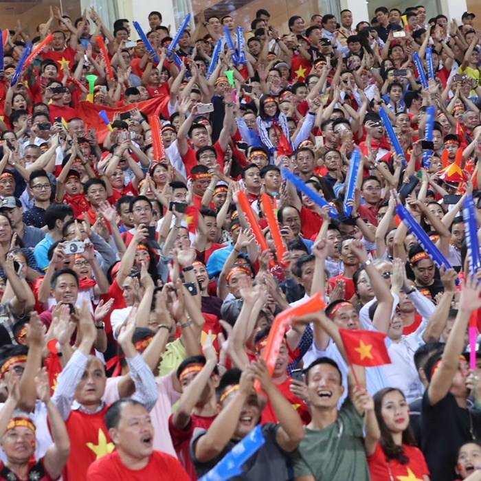 Thắng thuyết phục Philippines, tuyển Việt Nam vào chung kết AFF Cup - Anh 8