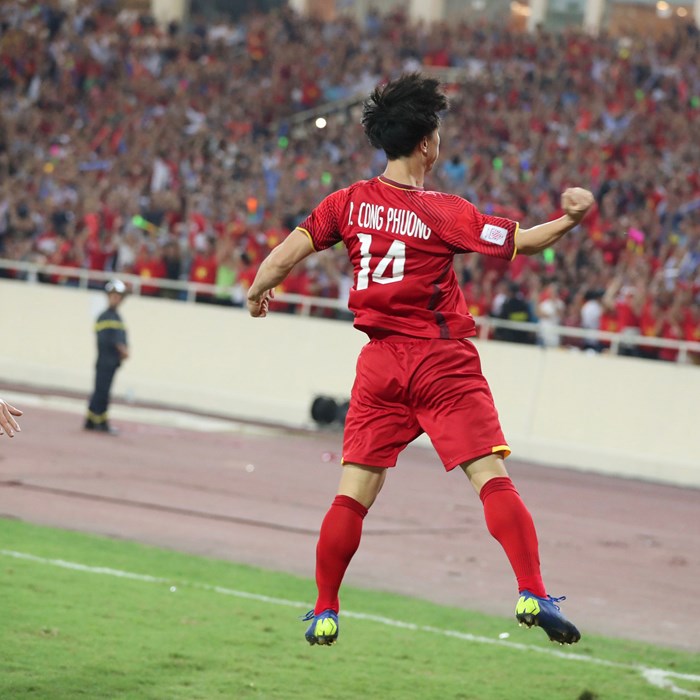 Thắng thuyết phục Philippines, tuyển Việt Nam vào chung kết AFF Cup - Anh 1