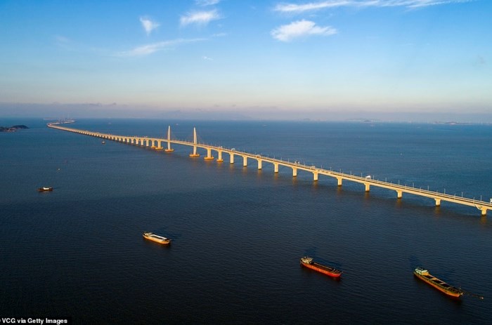 Toàn cảnh cây cầu vượt biển dài nhất thế giới của Trung Quốc - Anh 9