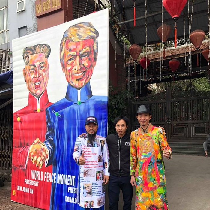 Người dân hào hứng với tranh “khủng” vẽ Tổng thống Trump, Chủ tịch Kim - Anh 4
