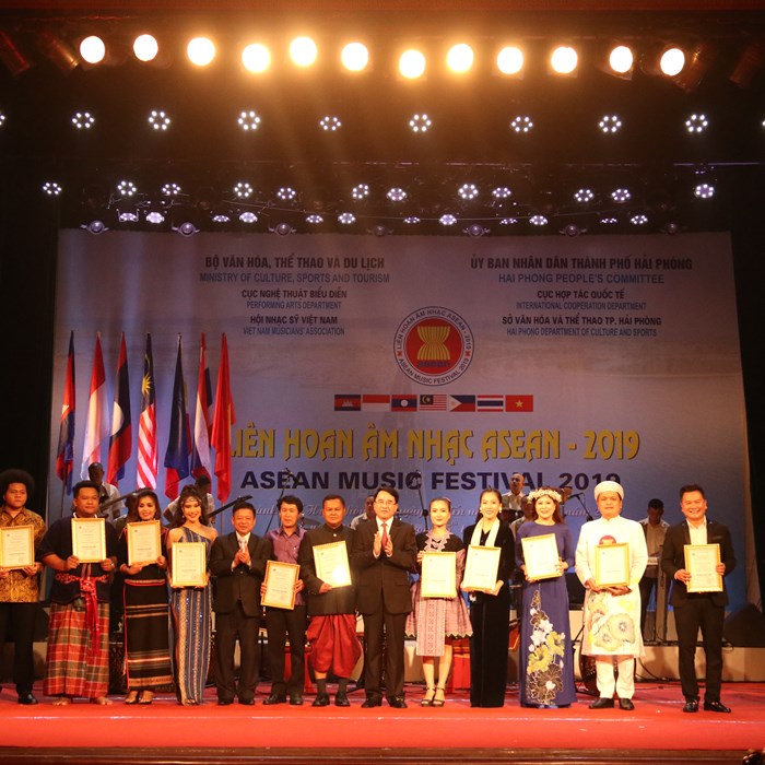 Bế mạc và trao giải Liên hoan Âm nhạc ASEAN - 2019 - Anh 6