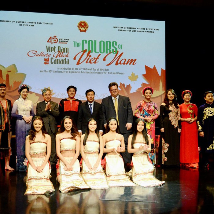 Khai mạc Tuần lễ văn hóa Việt Nam tại Montreal - Canada 2018 - Anh 3