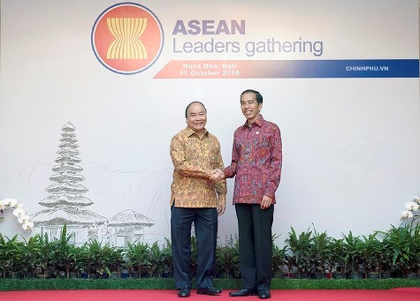 Thủ tướng đề nghị IMF, WB tư vấn ASEAN xây dựng cơ chế cảnh báo rủi ro kinh tế - Anh 1