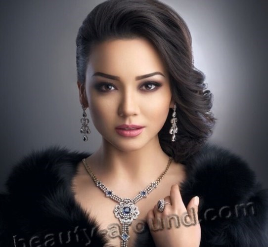 Ngất ngây trước nhan sắc quyến rũ của phụ nữ đẹp Kazakhstan - Anh 1