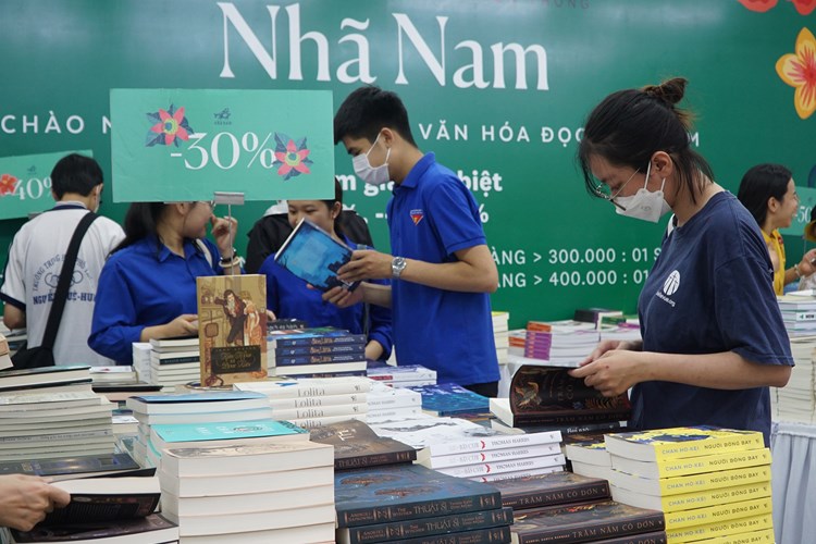 Khai mạc Ngày Sách và Văn hóa đọc Việt Nam lần thứ 2 - Anh 9