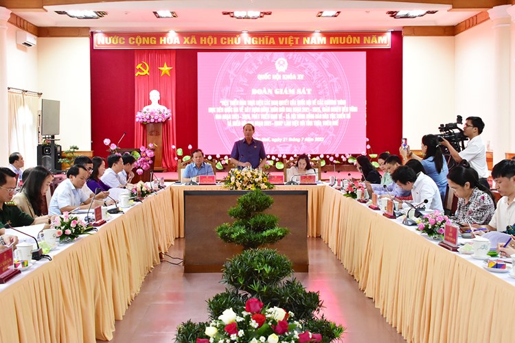 Phó Chủ tịch Quốc hội Trần Quang Phương làm việc với tỉnh Thừa Thiên Huế - Anh 3