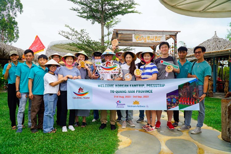 Đoàn famtrip Hàn Quốc tham quan, khảo sát du lịch tại Quảng Nam - Anh 3
