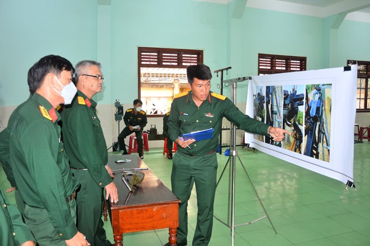 Phát huy sức trẻ lực lượng vũ trang tỉnh Quảng Ngãi - Anh 1