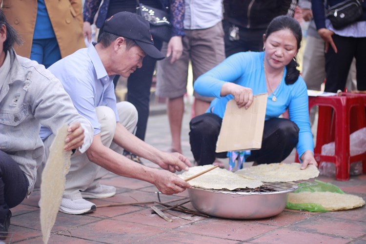 Đà Nẵng: Nghề làm bánh tráng Túy Loan là Di sản văn hóa phi vật thể quốc gia - Anh 1