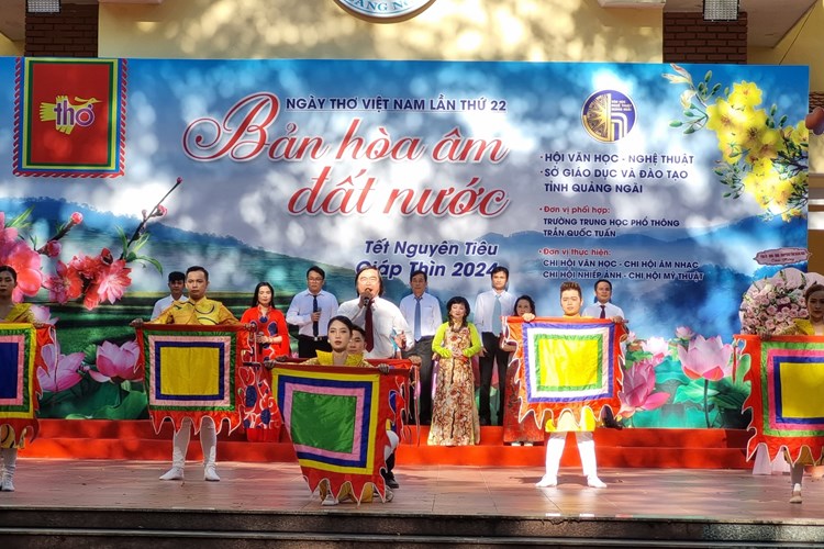 Đặc sắc Ngày thơ Việt Nam tại Quảng Ngãi - Anh 3